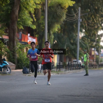 Runner Photo 3460566