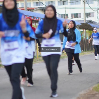 Runner Photo 3460575
