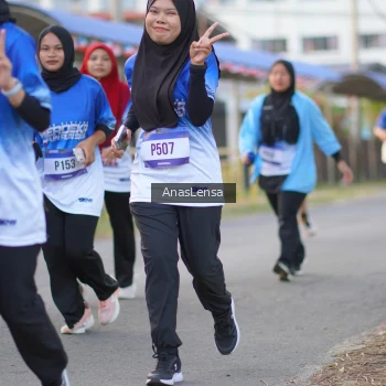 Runner Photo 3460577