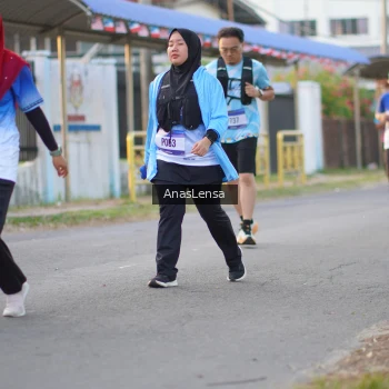 Runner Photo 3460599