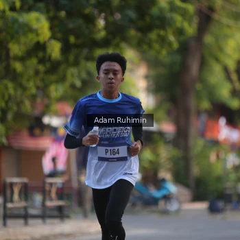 Runner Photo 3460656