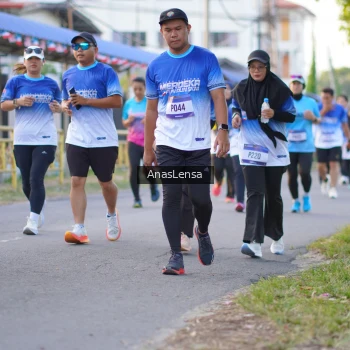 Runner Photo 3460671