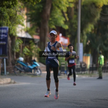 Runner Photo 3460674
