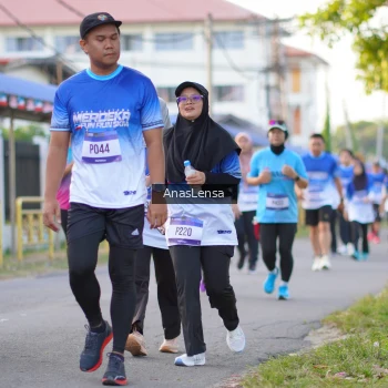 Runner Photo 3460682