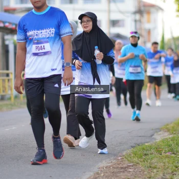 Runner Photo 3460709