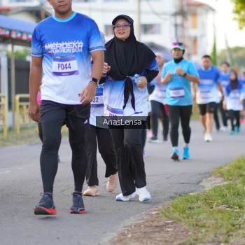 Runner Photo 3460712