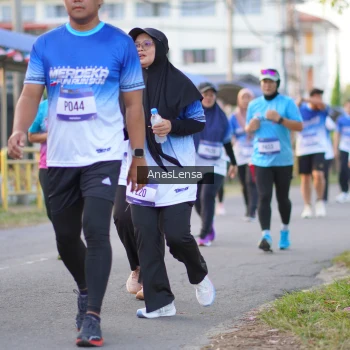 Runner Photo 3460715