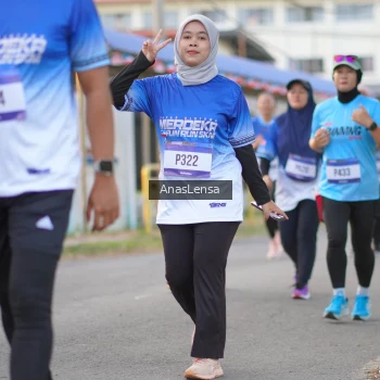 Runner Photo 3460723