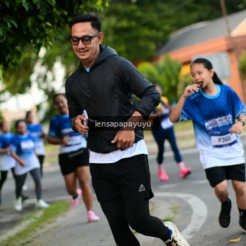 Runner Photo 3460737