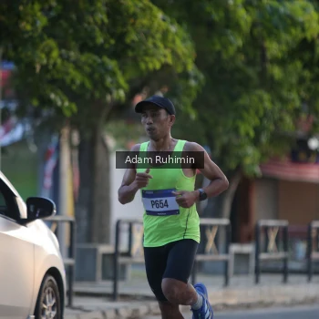 Runner Photo 3460781