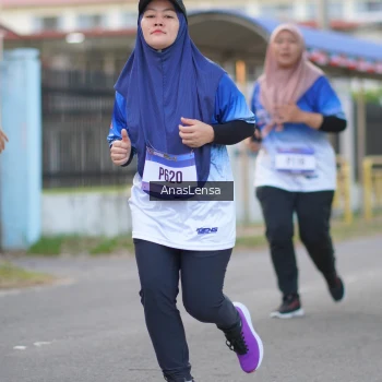 Runner Photo 3460792