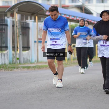 Runner Photo 3460837