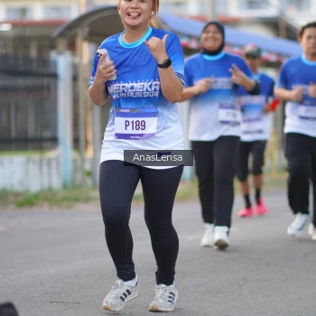Runner Photo 3460872