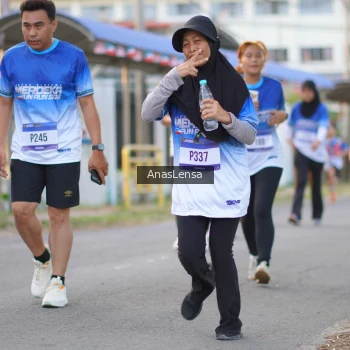 Runner Photo 3460879
