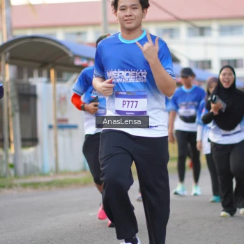 Runner Photo 3460909