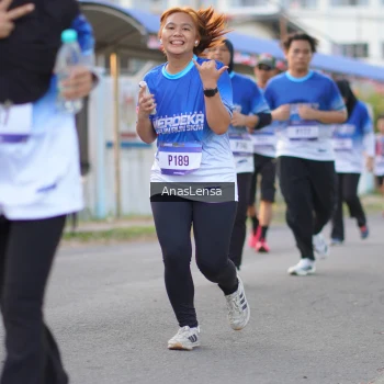 Runner Photo 3460916
