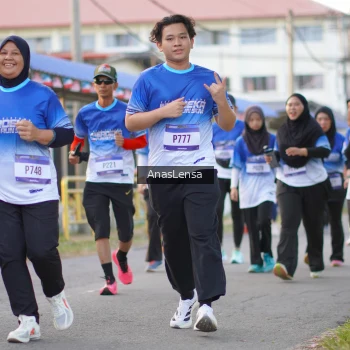 Runner Photo 3460918