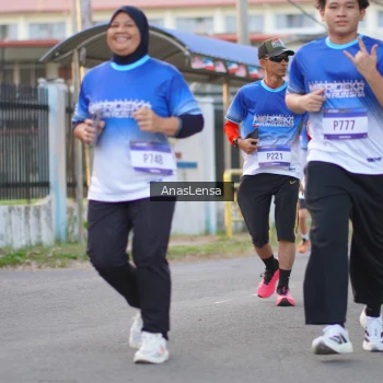 Runner Photo 3460919