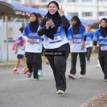 Runner Photo 3460954