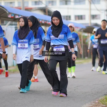 Runner Photo 3460977