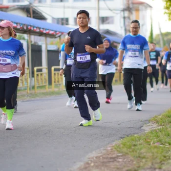 Runner Photo 3461023