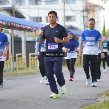Runner Photo 3461024