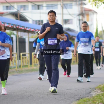 Runner Photo 3461026