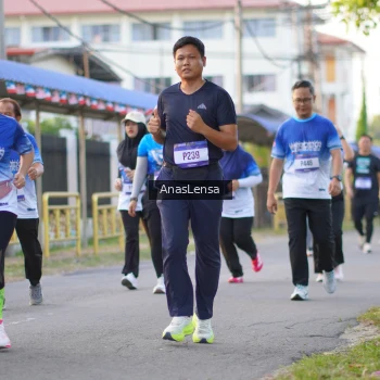 Runner Photo 3461054
