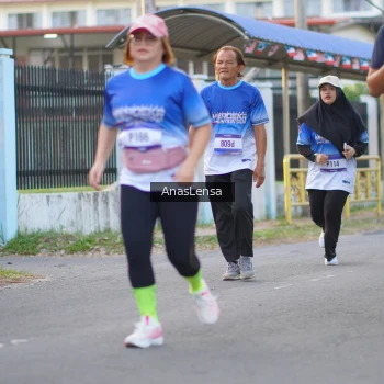 Runner Photo 3461060