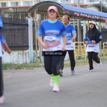 Runner Photo 3461061