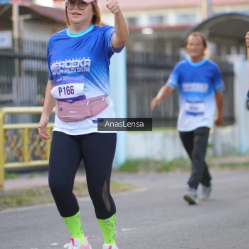 Runner Photo 3461071