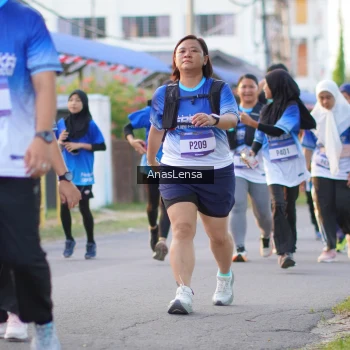 Runner Photo 3461124