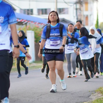 Runner Photo 3461126