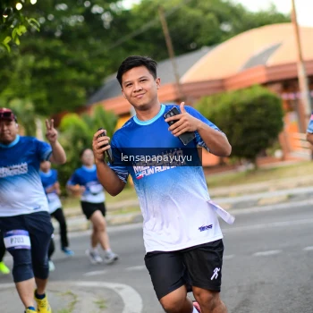 Runner Photo 3461171