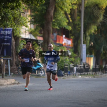 Runner Photo 3461175