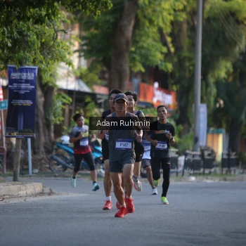Runner Photo 3461219