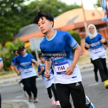 Runner Photo 3461340
