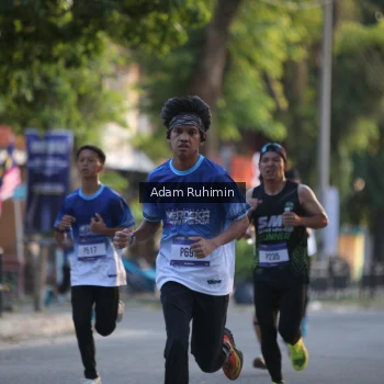 Runner Photo 3461344