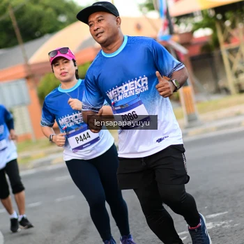 Runner Photo 3461360