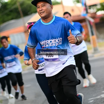 Runner Photo 3461390