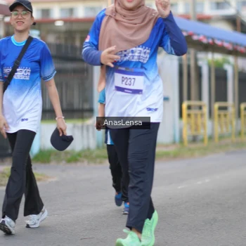 Runner Photo 3461406