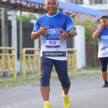 Runner Photo 3461410