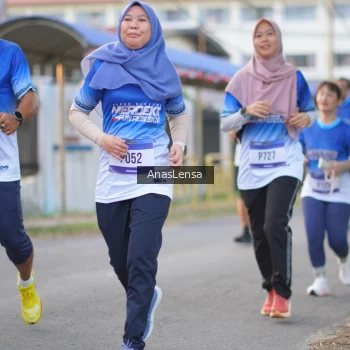 Runner Photo 3461435