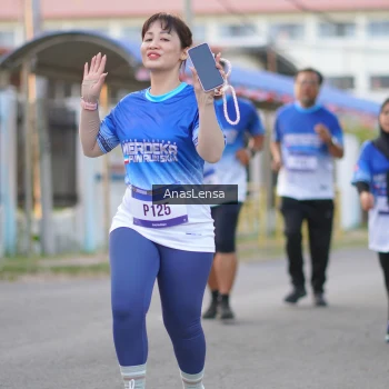 Runner Photo 3461463