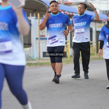 Runner Photo 3461465