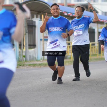 Runner Photo 3461466