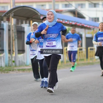 Runner Photo 3461501