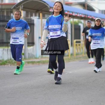 Runner Photo 3461537