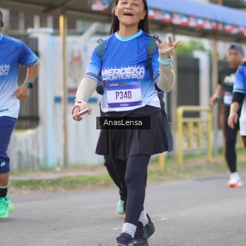 Runner Photo 3461544