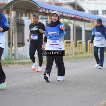 Runner Photo 3461549